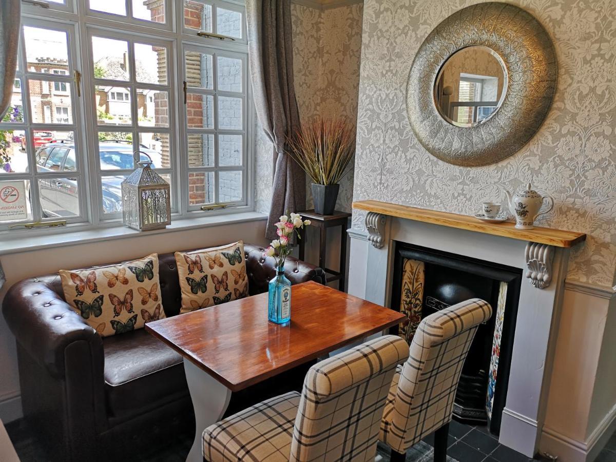 Woolpack Inn Chichester Dış mekan fotoğraf